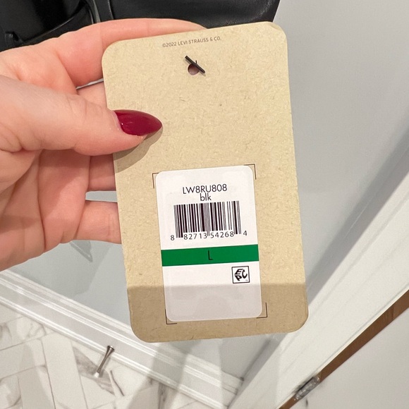 LEVI’S Faux Leather Jacket - Picture 3 of 5